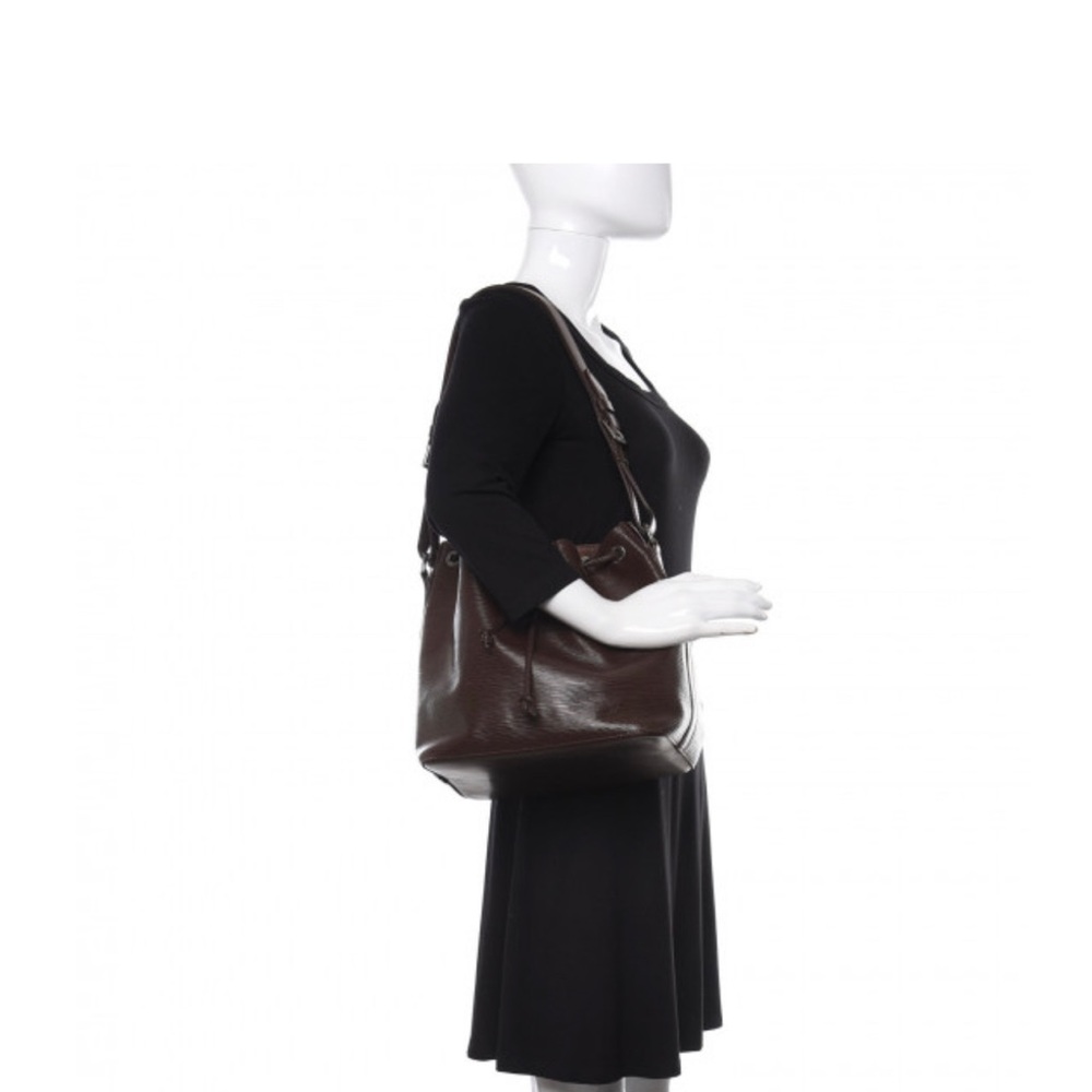 Louis Vuitton Noe. Petit Noe in Moka Rich Chocolate! Beautiful Pre Loved Bag! - Picture 16 of 16